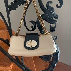 Staurt Weiztman Beige Shoulder/Crossbody Handbag
